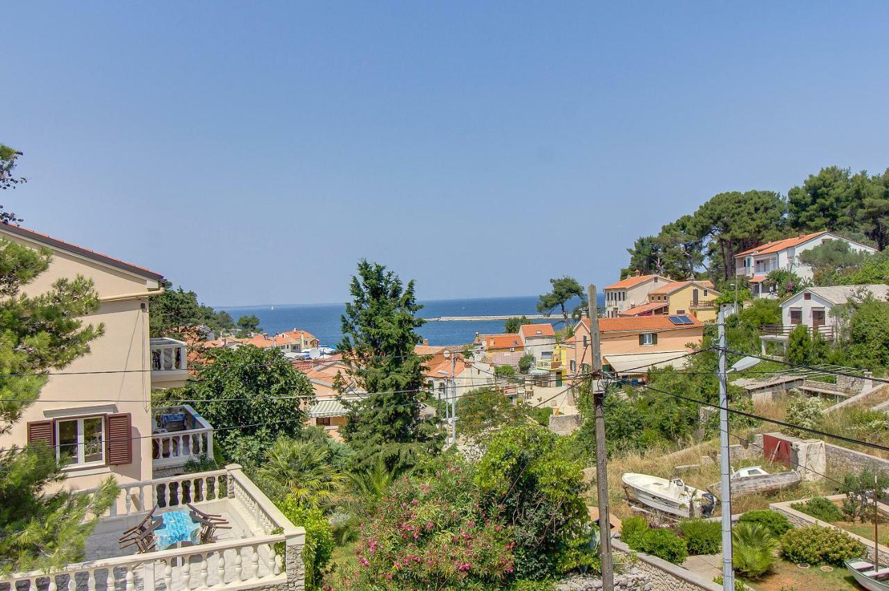 Holiday Home Villa Esperanca Lussingrande Esterno foto